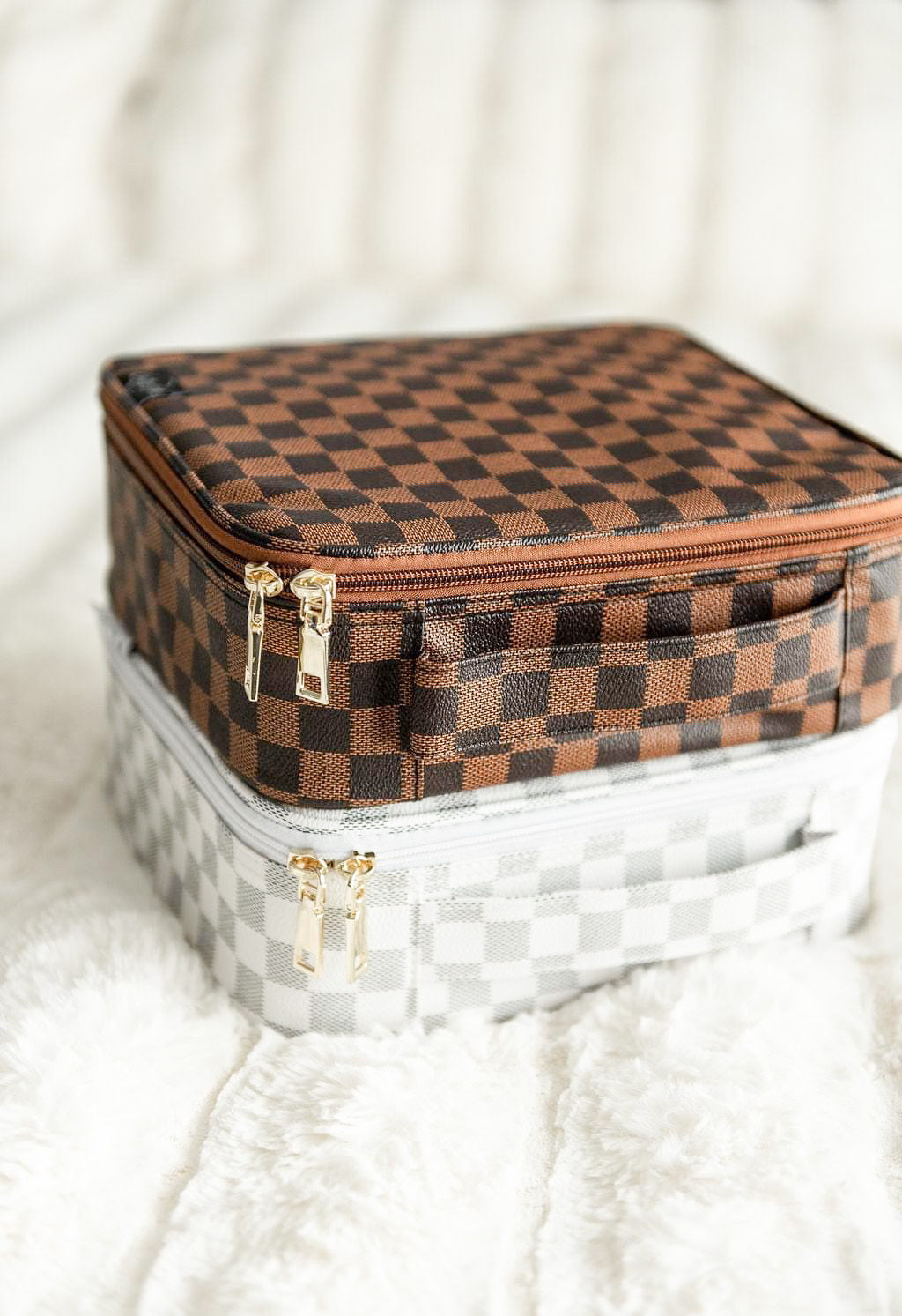Knit Checkered Makeup Bag – The North Nash Boutique